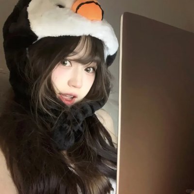 八彩林亚珍